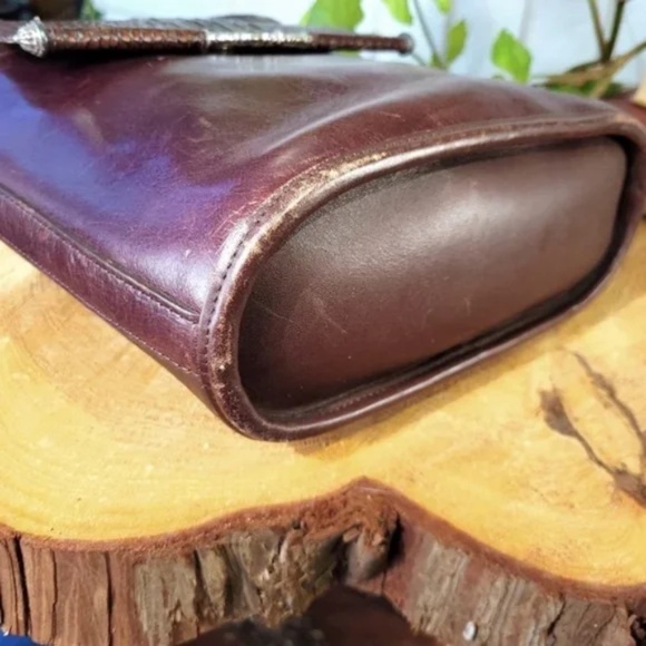 Vintage Brighton Croc Pattern Bucket Bag - Picture 8 of 11